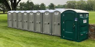 Best Restroom Trailer for Weddings  in Shawneeland, VA